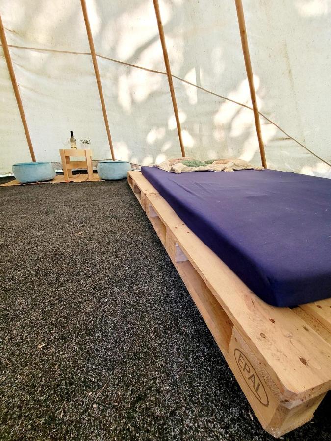 Chateau Moravany - Apartmany, Teepee A Wellness Ronov Nad Doubravou Luaran gambar